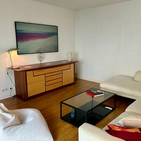 Apartmán Cozy And Charming In Les Moulineaux
